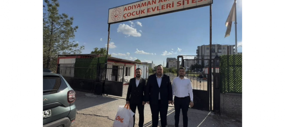 Anahtar Parti Adıyaman İl Başkanı Ahmet Emircan Alsan’dan Bayramda Anlamlı Ziyaret - GÜNDEM - İnternetin Ajansı