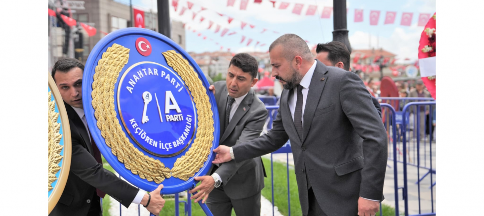 Anahtar Partili Başkan Yeniçeri: Gençlik Cumhuriyetimizin En Büyük Güvencesidir - GÜNDEM - İnternetin Ajansı