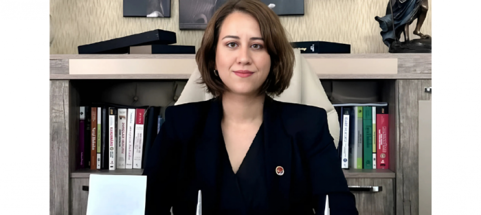 AYÇA ÇAĞLAR: “GAMZE AKKUŞ İLGEZDİ’YE GEÇMİŞ OLSUN DİLEKLERİMİ SUNUYORUM” - GÜNDEM - İnternetin Ajansı