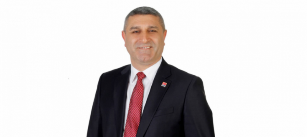 CHP HOPA İLÇE BAŞKANI ŞÜKRÜ AYDEMİR’DEN YAŞ ÇAY FİYATINA TEPKİ: “BU RAKAM EMEĞE HAKARETTİR” - GÜNDEM - İnternetin Ajansı