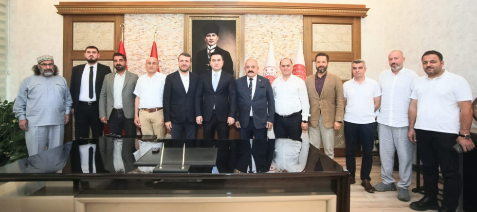 HASAN ARSLAN: MERSİN'İN KALKINMASI İÇİN KURUMLAR ARASI İŞ BİRLİĞİ GÜÇLENMELİ - GÜNDEM - İnternetin Ajansı