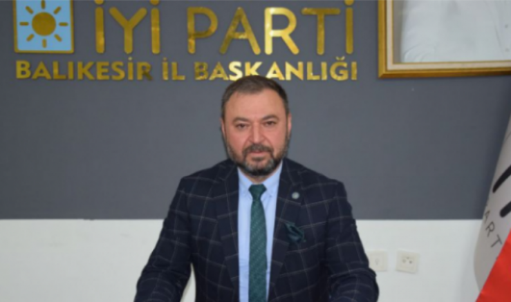 Hasan Fehmi Yörük: Türk Bayrağına Yönelen Saygısızlık Bu Milletin Vicdanında Asla Karşılık Bulmaz - GÜNDEM - İnternetin Ajansı